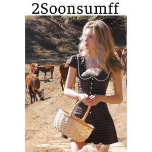 2Soonsumff Đầm dáng ngắn xòe họa tiết caro cổ sen tay ngắn ôm body kèm quần short vintage sexy mùa hè cho nữ
