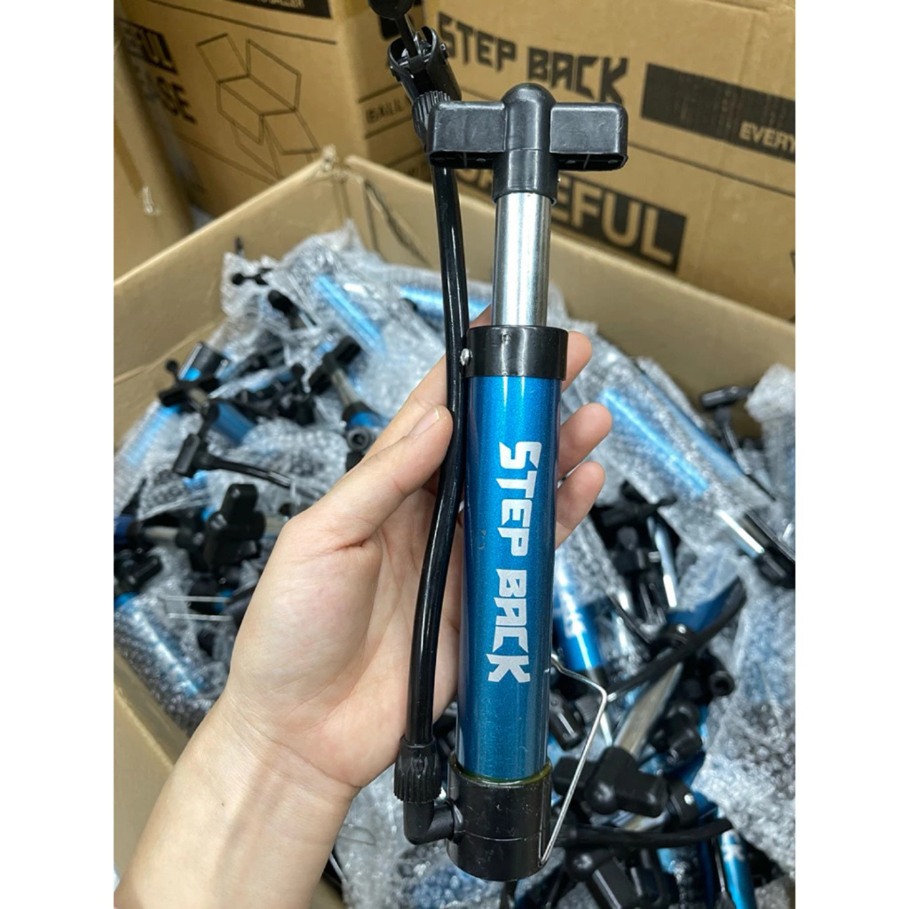 Bơm bóng Stepback cầm tay mini nhỏ gọn