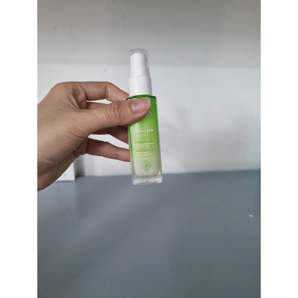 Serum SVR  Sebiaclear Serum 30ml Hỗ Trợ Giảm Mụn Làm Mờ Thâm