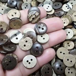 15 - 20 cúc áo gỗ hình hoa, tim, tròn...