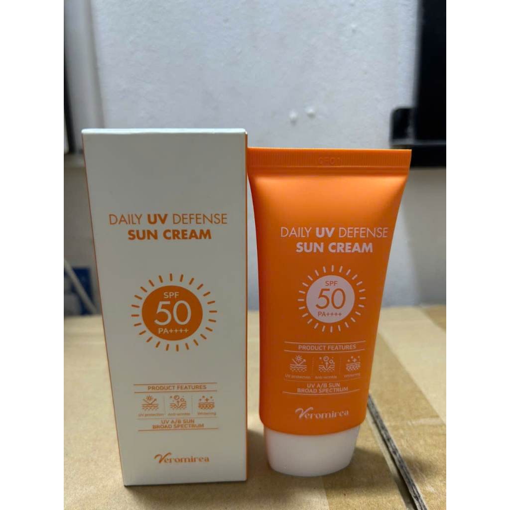 Kem chống nắng Namirea nâng tone SPF50+/PA++++ 50ml