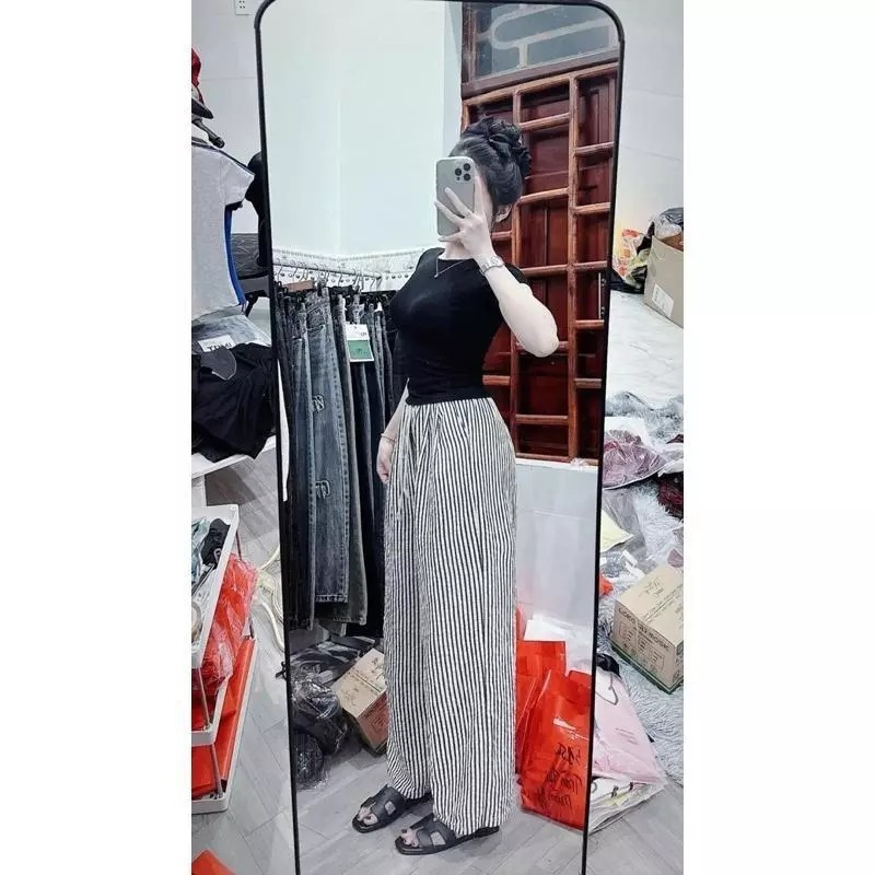 Tổng Hợp Các Sét Áo Babytee In Hình Kết Hợp Với Quần Kẻ Sọc Chất Đũi Mềm Mịn Siêu Đẹp Chuẩn From Nam Nữ