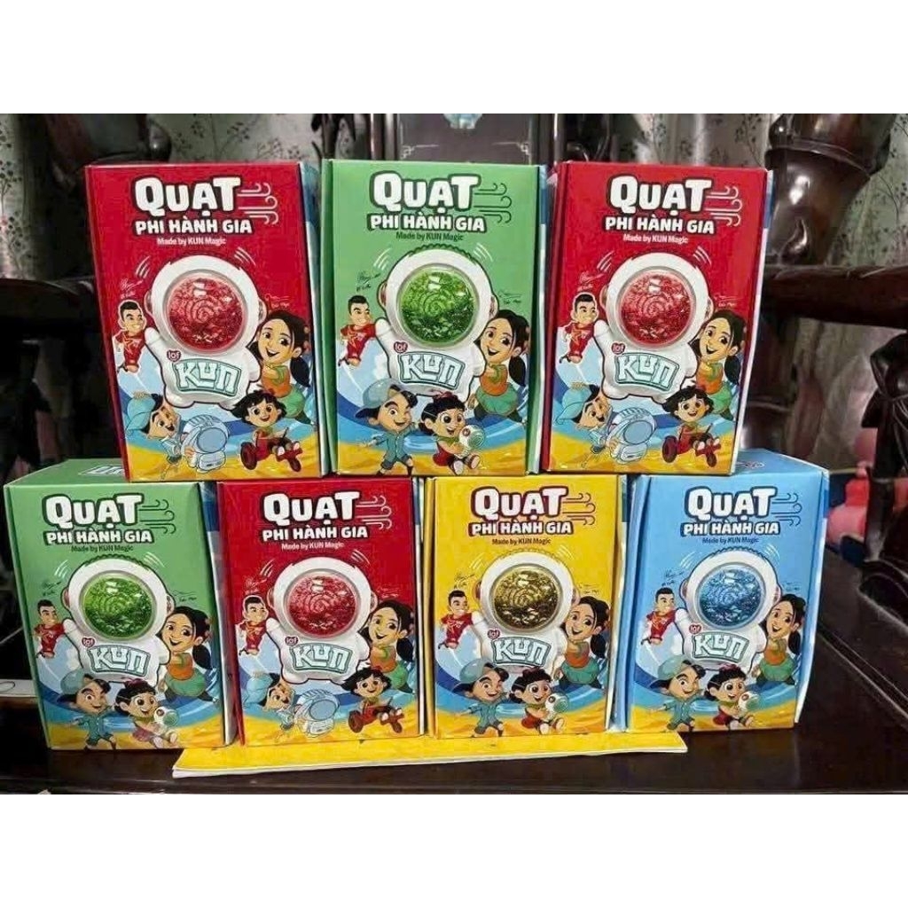 Quạt Kun phi hành gia