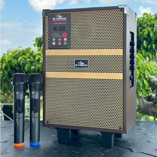 Loa Karaoke Xách Tay Kiomic K32, Bass 20Cm Kèm 2 Mic Chống Hú, Echo, Delay.