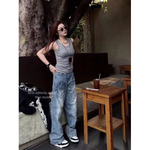 Set áo babytee cổ tim quần jeans suông chrome hearts chữ viền rách