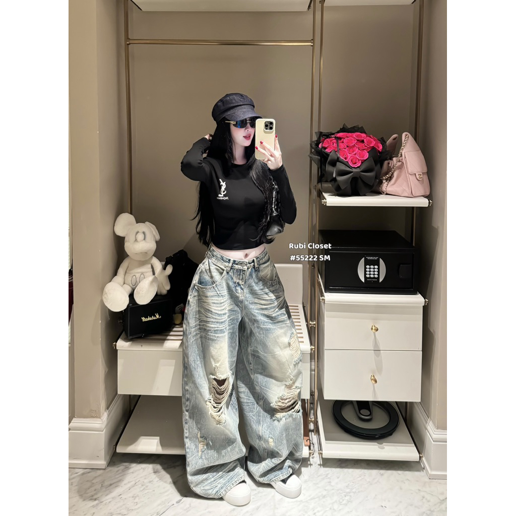 Quần jeans suông mài rách