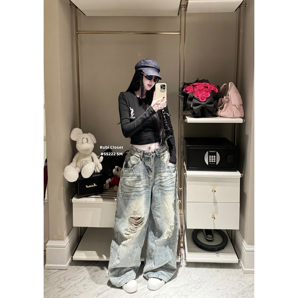 Quần jeans suông mài rách