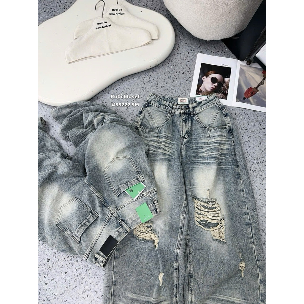 Quần jeans suông mài rách