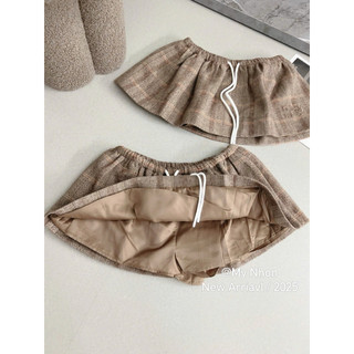 Chân váy nâu kẻ cạp chun dây rút mix đồ siêu xinh xịn xò