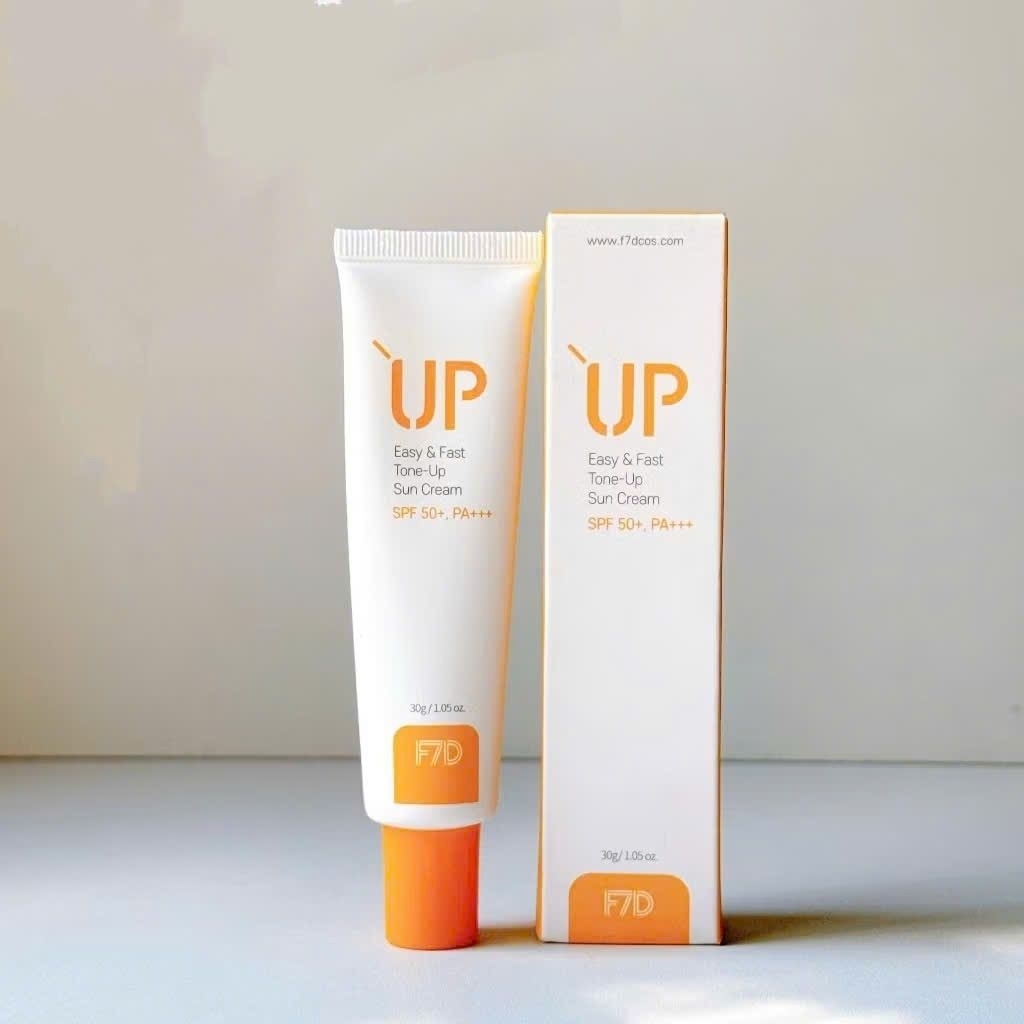 Kem Chống Nắng Giúp Nâng Tone Dưỡng Sáng Da F7D UV