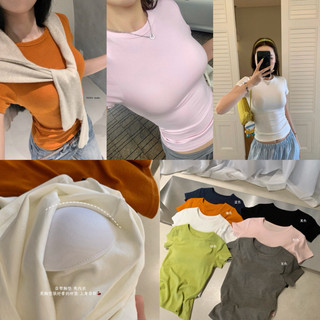 𝐏𝐡𝐢𝐞𝐧 𝐖𝐆𝐖𝐄 | (Sẵn) w8558 Áo Thun Cotton Co Dãn Ôm body Bản Có Mút Đệm Ngực