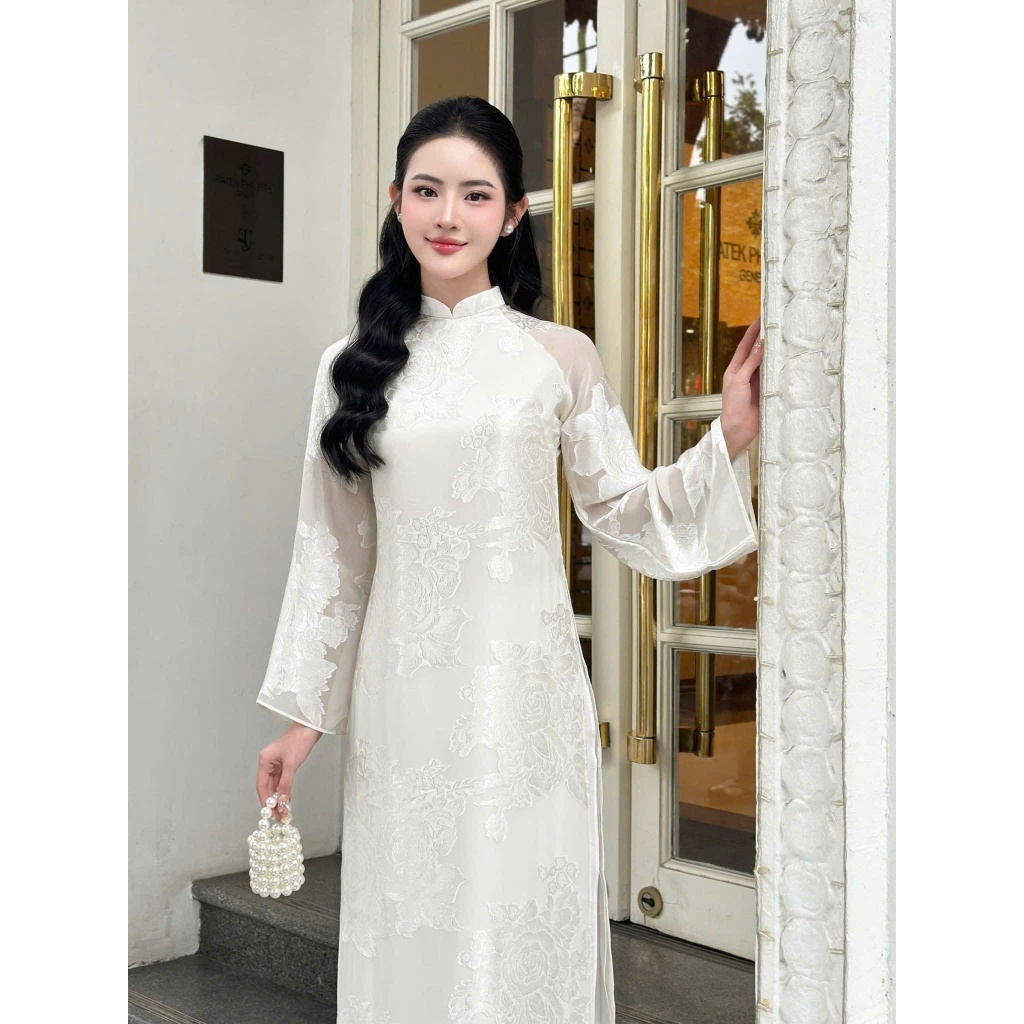 Áo Dài Gấm Hoa Hồng Trắng Sang Chảnh Set Áo Dài Nữ Truyền Thống Cao Cấp Phù Hợp Cho Mọi Hoạt ĐộngT1555G