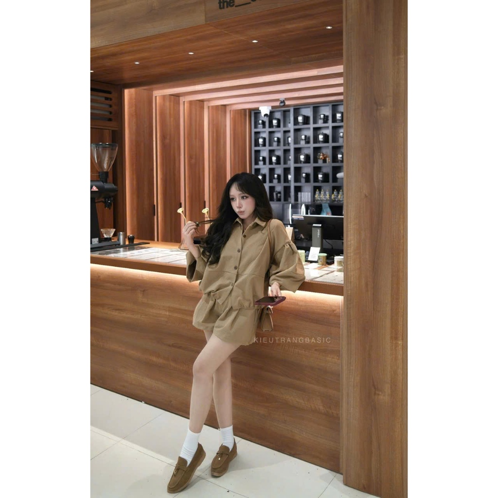 ZIMM STORE-Bộ quần áo kaki sành điệu màu be sữa form rộng cực thoải mái