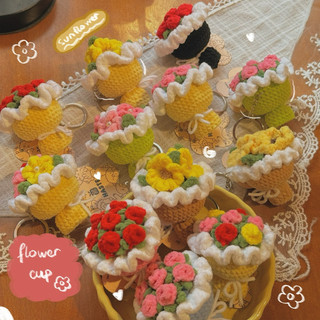 Móc Khoá Nhung Bó Hoa Hồng Len Mini Chút Xíu 5 Màu Dễ Thương Quà Tặng Handmade Haste