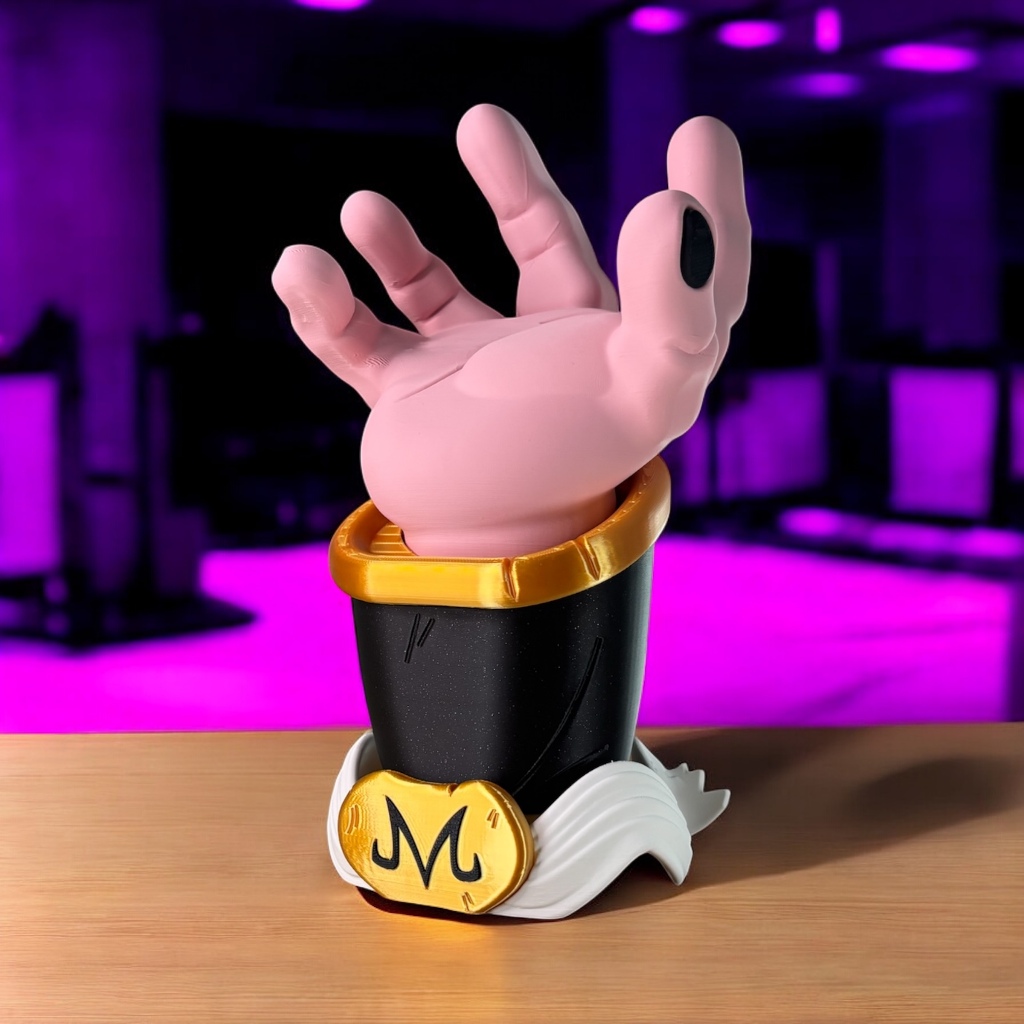Giá Đỡ Tay Cầm PS5 / PS4 / Xbox Hình Bàn Tay Majin Buu – Kệ Để Controller Gaming Trang Trí Bàn Game