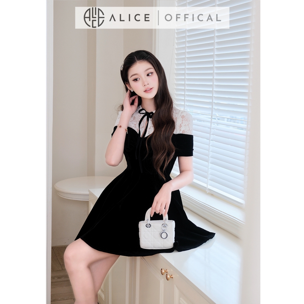 Váy Tiểu Thư Alice Chất Nhung Phối Ren Mềm, Đầm Ngắn Dáng Xòe Thắt Eo, Cổ Nơ Ngắn Tay Tinh Tế V1455