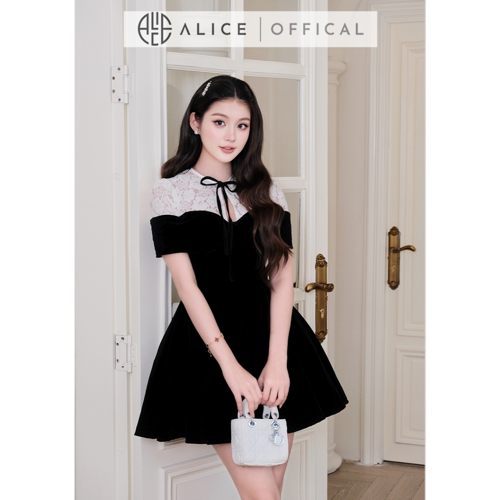 Váy Tiểu Thư Alice Chất Nhung Phối Ren Mềm, Đầm Ngắn Dáng Xòe Thắt Eo, Cổ Nơ Ngắn Tay Tinh Tế V1455