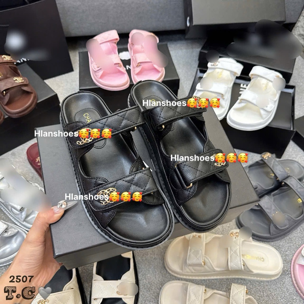 Dép 2 quai mẫu mới