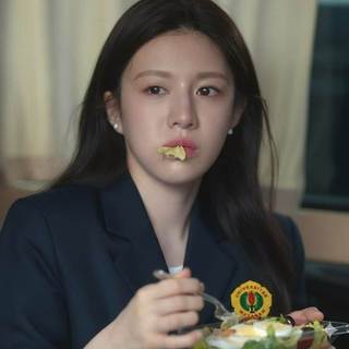 Móc khoá Cha Mu Hee Tiếng Yêu Này Anh Dịch được không, can this love be translated Cha Mu Hee keychains
