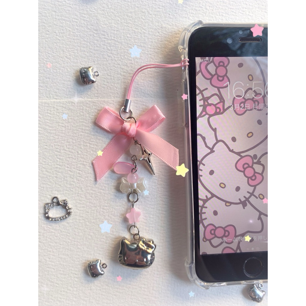 𝐊𝐢𝐭𝐭𝐲 𝐋𝐨𝐜𝐤𝐞𝐭 | Phonecharm, móc khoá handmade in ảnh theo yêu cầu xinh xắn | ktrynnk
