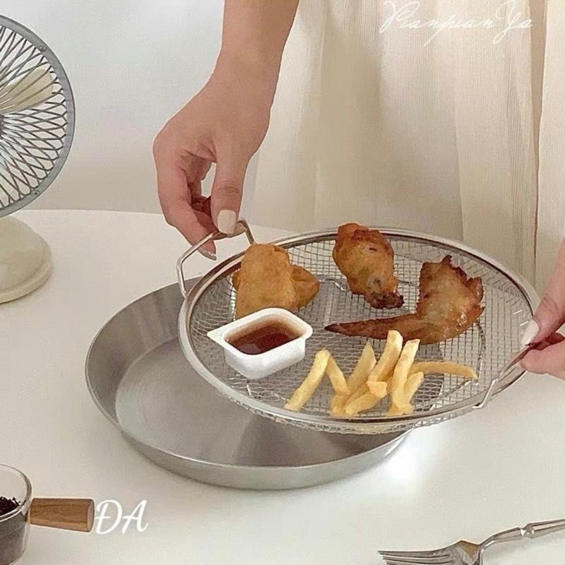 SET KHAY (ĐĨA) KÈM VỈ LƯỚI LỌC DẦU CHẤT LIỆU INOX 304 CAO CẤP, SIZE 20cm Rổ Lỗ