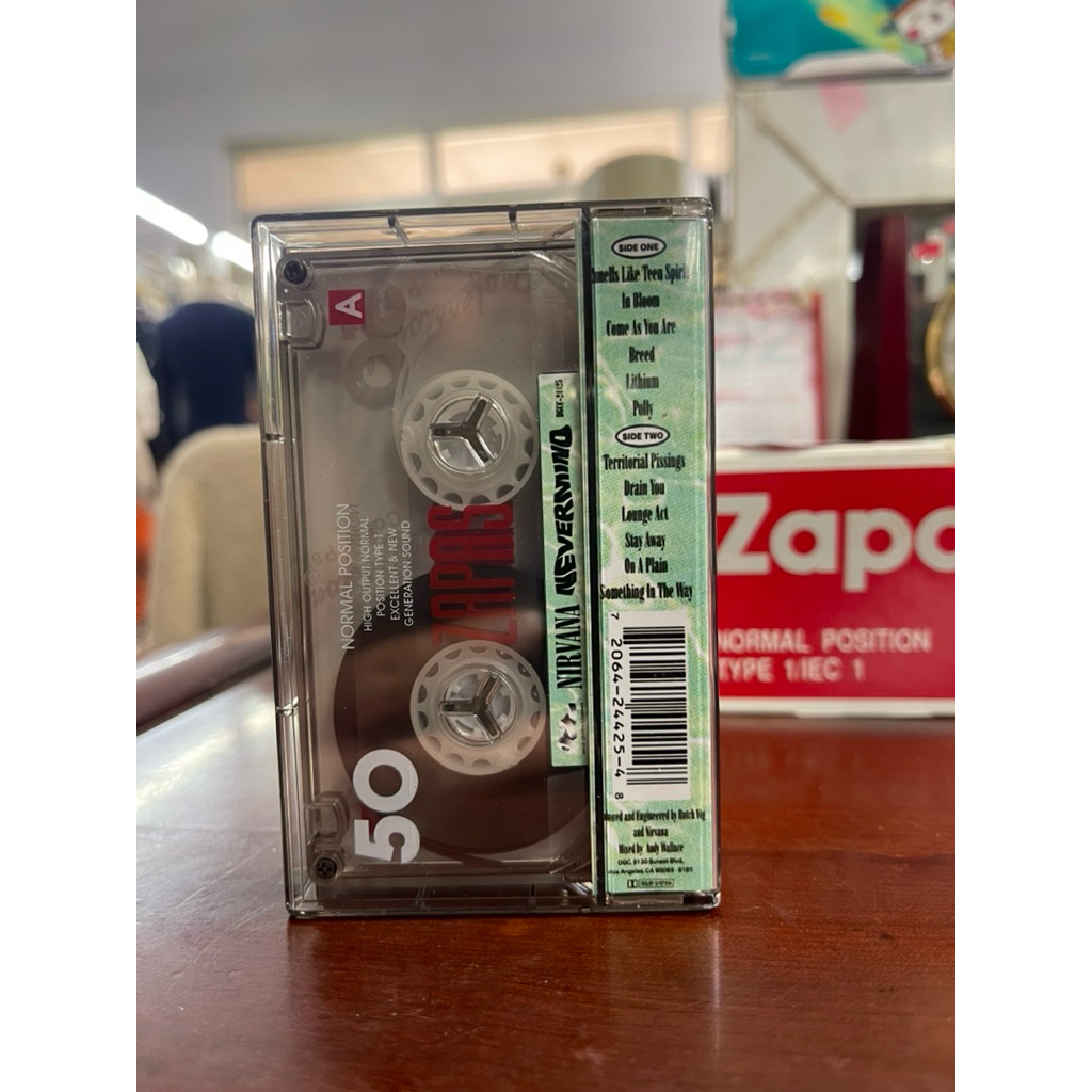 Băng Cassette Nevermind...NI.RVA.RA