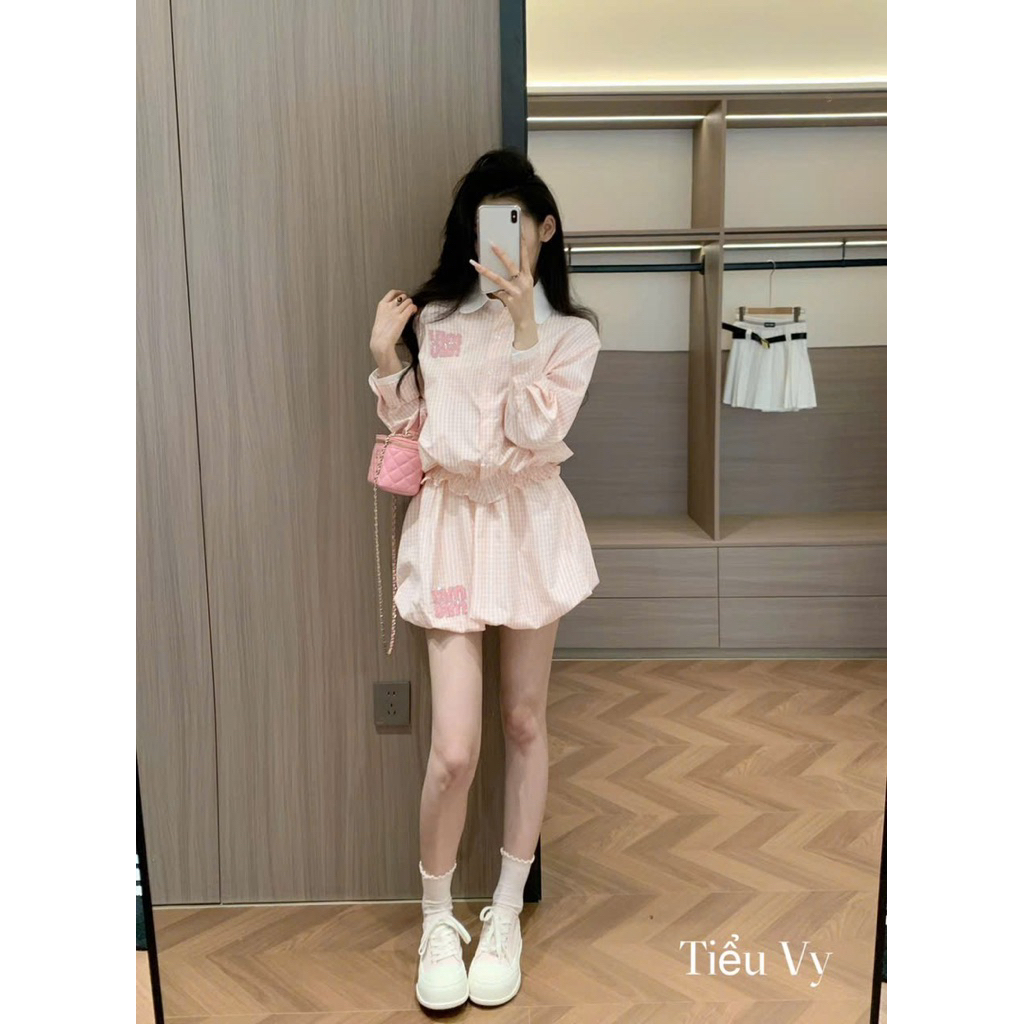 Set áo sơ mi chun chân váy bí phồng kẻ Miu Miu