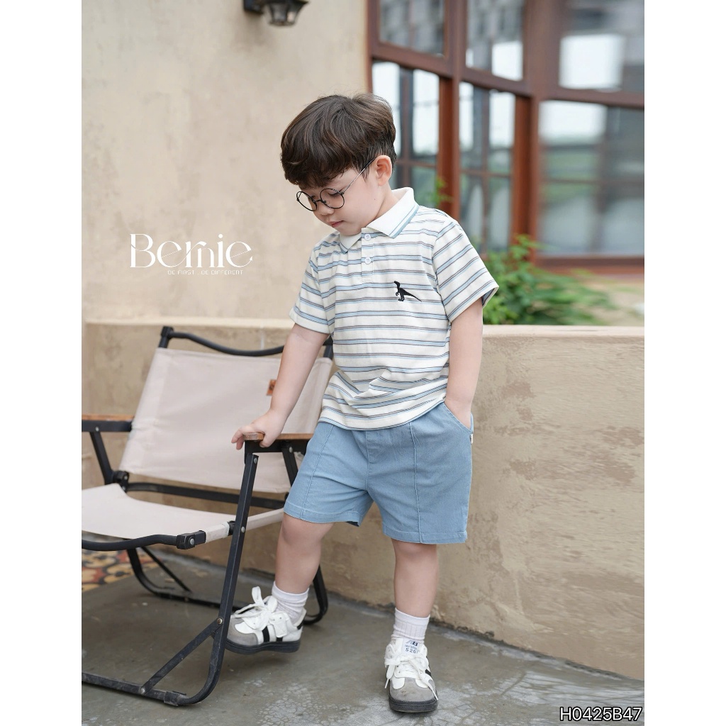 (Hãng Bernie)Bộ quần áo polo cộc tay polo họa tiết kẻ khủng long ,.chất áo cotton co giãn phối quần kaki jean mềm mại