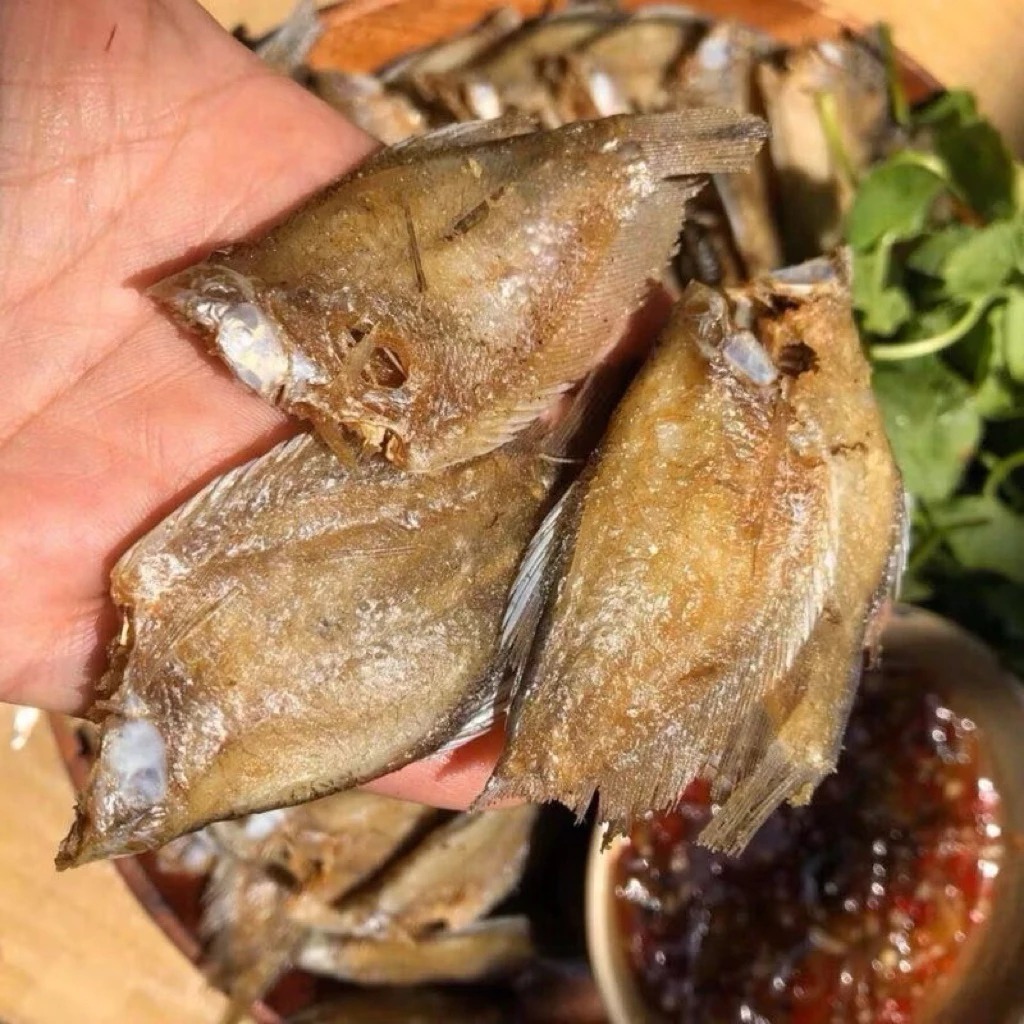 Khô cá sặc đồng một nắng Thế Giới Hải Sản, khô cá sặc đặc sản miền tây, khô cá sặc hút chân không, ngon, chất lượng