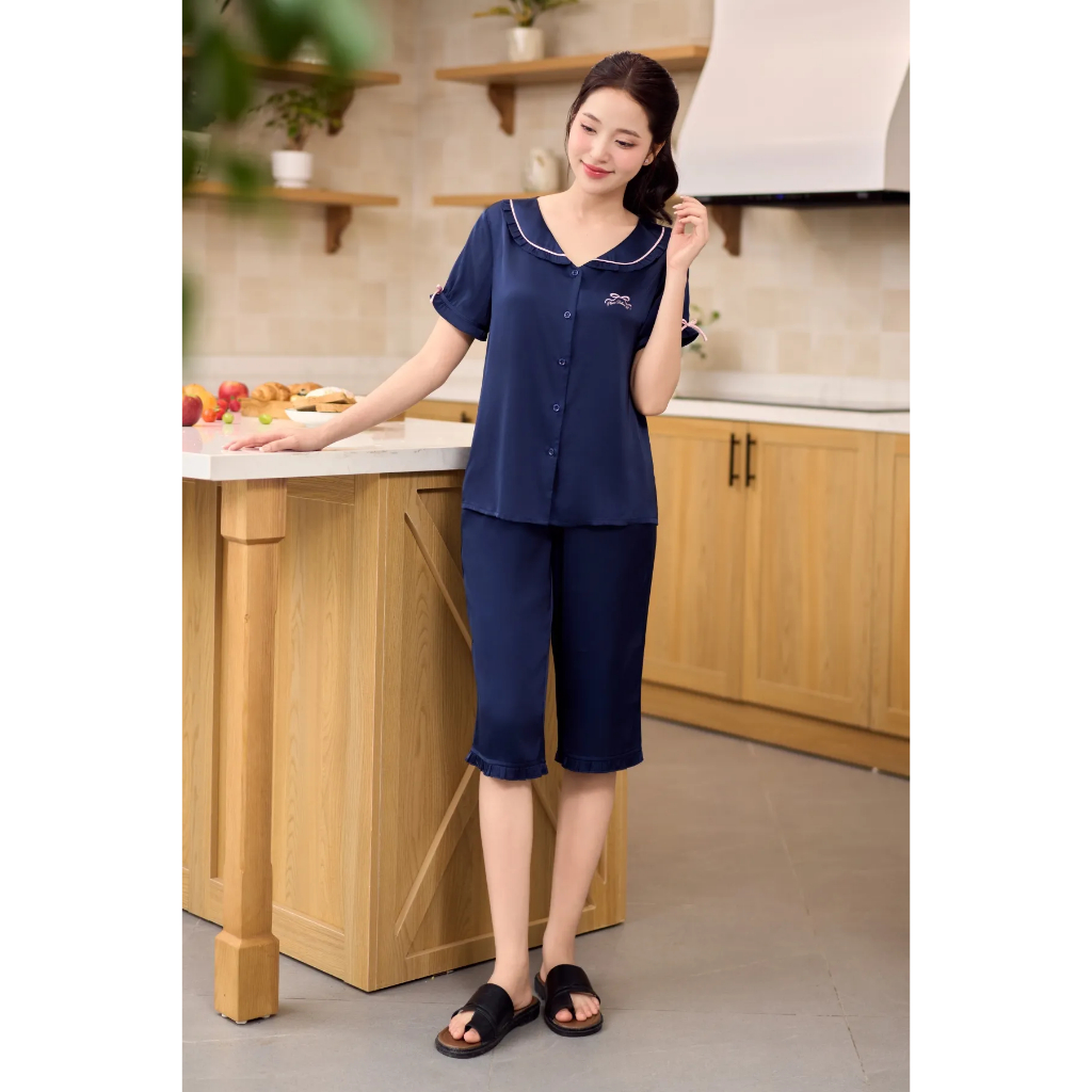 ST9352 Bộ pijama nữ lụa latin áo cộc quần ngố