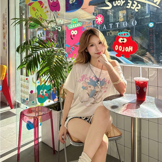 Áo thun nữ MONÁ áo form rộng trễ vai hoạ tiết chấm bi in thỏ - LOVELY TOP