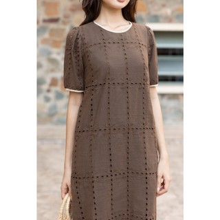 SWANLAKE | Váy Đầm Nữ Midi Vải Cotton Thêu Đục Lỗ Cổ Tròn Tay Ngắn Phồng Công Sở Dạo Phố D13482