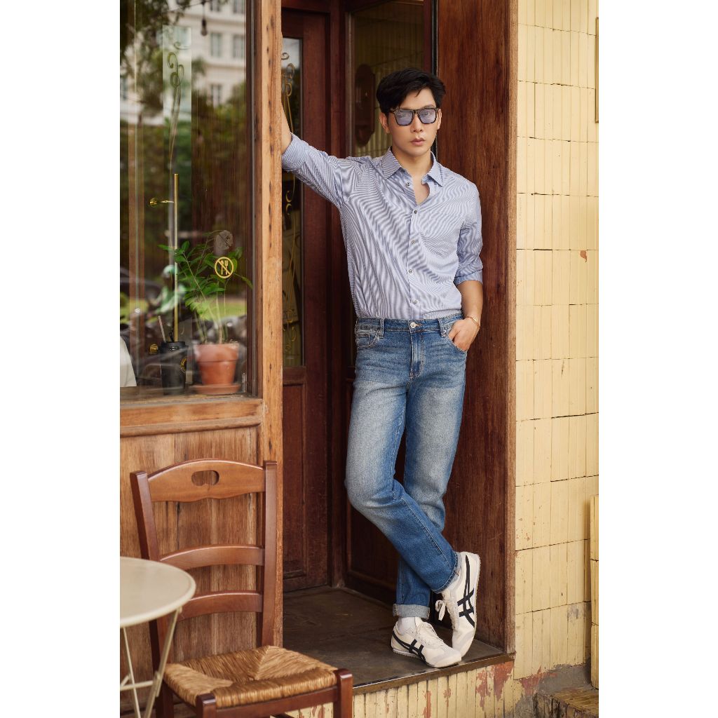 Áo Sơ Mi Nam Dài Tay NINOMAXX Xanh Kẻ Sọc Chất Cotton Có Túi Trước Form Slimft Tôn Dáng 2101087