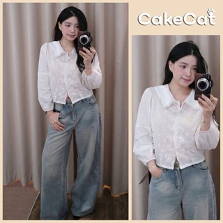 Áo Kiểu Sơ Mi Trắng Cổ Sen Thêu Hoa Đục Lỗ Tay Bồng Dáng Suông Ngắn Vintage Nàng Thơ Cakecat