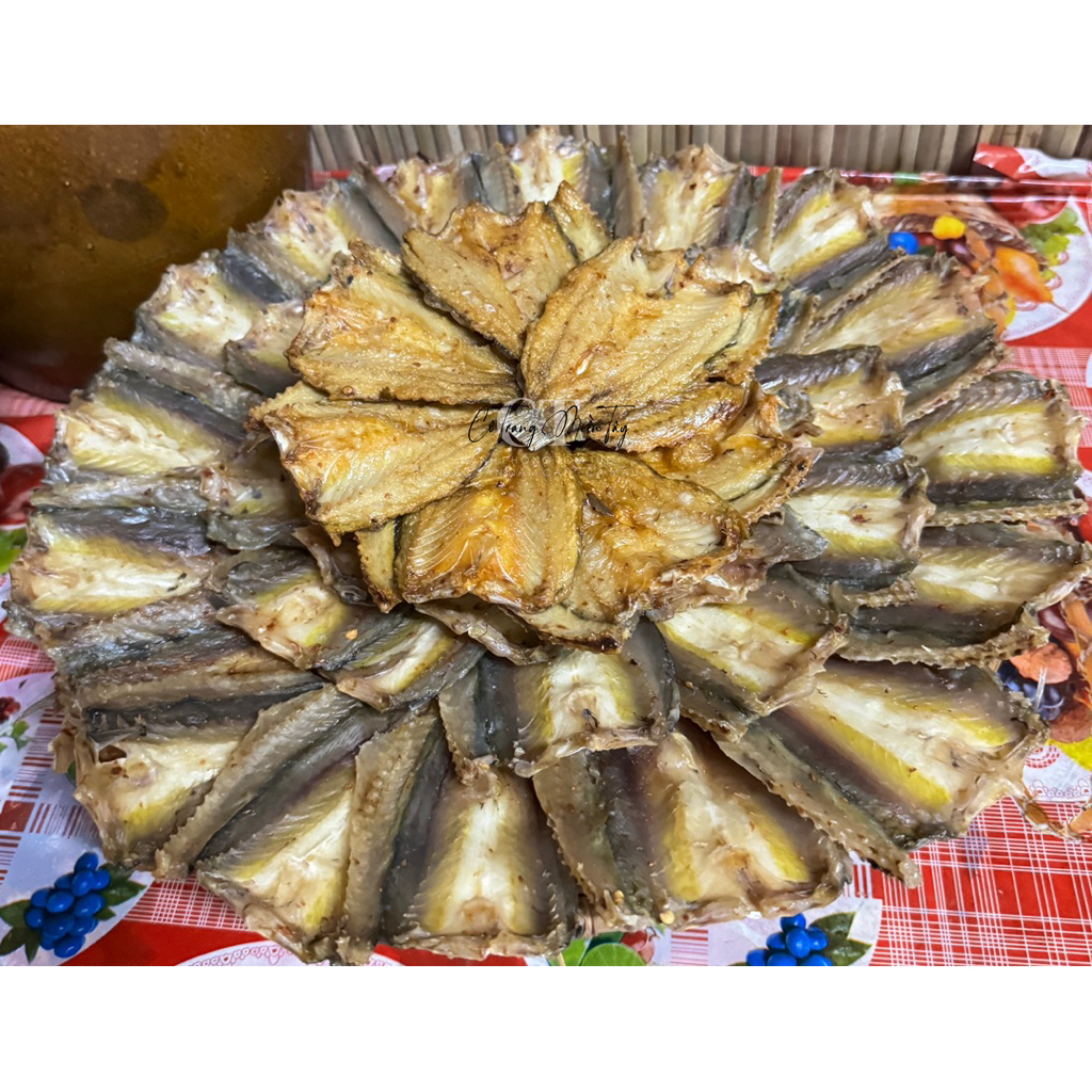 KHÔ 🐟🐟ĐỐI VUÔNG THIÊN NHIÊN ĐẶC SẢN NĂM CĂN -CÀ MAU CÔ TRANG MIỀN TÂY ( KHAY 500 GRAM HÚT CHÂN KHÔNG )