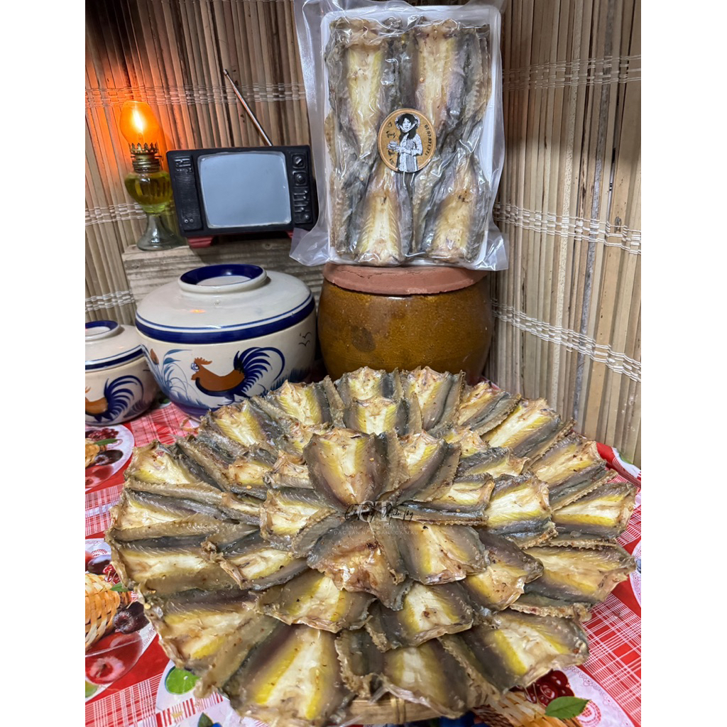 KHÔ 🐟🐟ĐỐI VUÔNG THIÊN NHIÊN ĐẶC SẢN NĂM CĂN -CÀ MAU CÔ TRANG MIỀN TÂY ( KHAY 500 GRAM HÚT CHÂN KHÔNG )