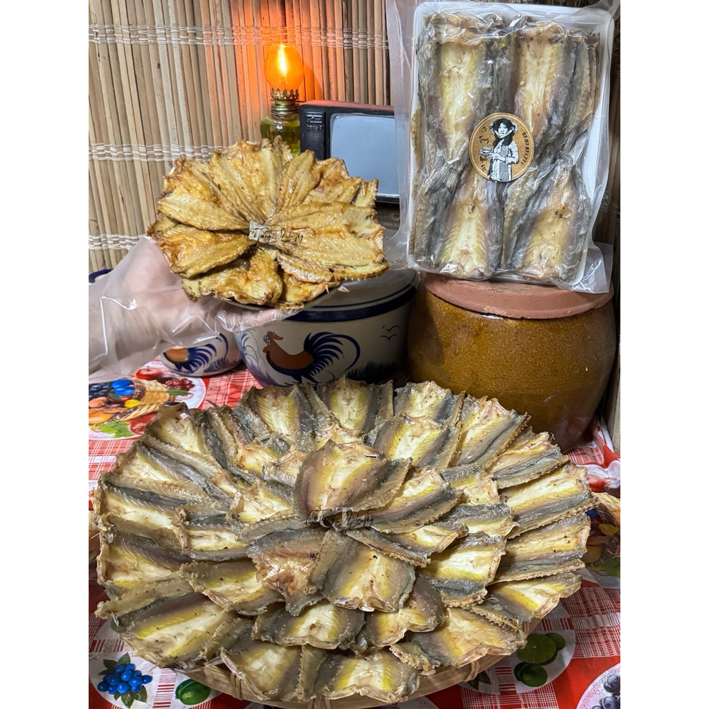 KHÔ 🐟🐟ĐỐI VUÔNG THIÊN NHIÊN ĐẶC SẢN NĂM CĂN -CÀ MAU CÔ TRANG MIỀN TÂY ( KHAY 500 GRAM HÚT CHÂN KHÔNG )