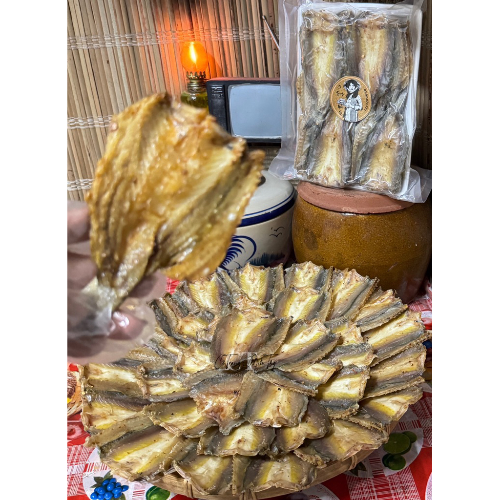 KHÔ 🐟🐟ĐỐI VUÔNG THIÊN NHIÊN ĐẶC SẢN NĂM CĂN -CÀ MAU CÔ TRANG MIỀN TÂY ( KHAY 500 GRAM HÚT CHÂN KHÔNG )
