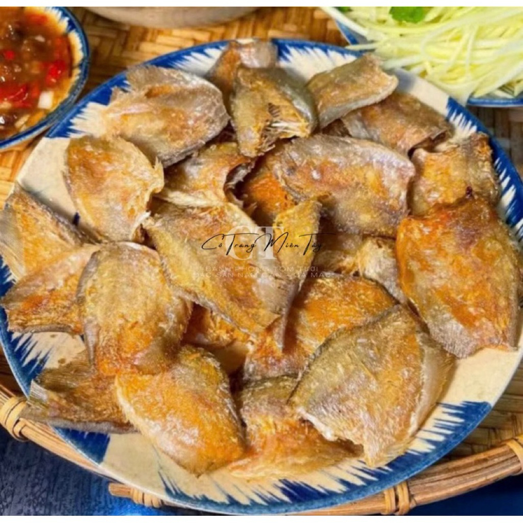 Khô Cá Sặc Bướm  Vị Lạc Vừa Ăn Cá Đồng 100% tự nhiên ( tui hut chan khong 500gram )