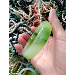 Vòng tay đá Mắt Mèo xanh đỏ trắng mang lại sự may mắn cho người tin vào may mắn từ đá Mắt Mèo