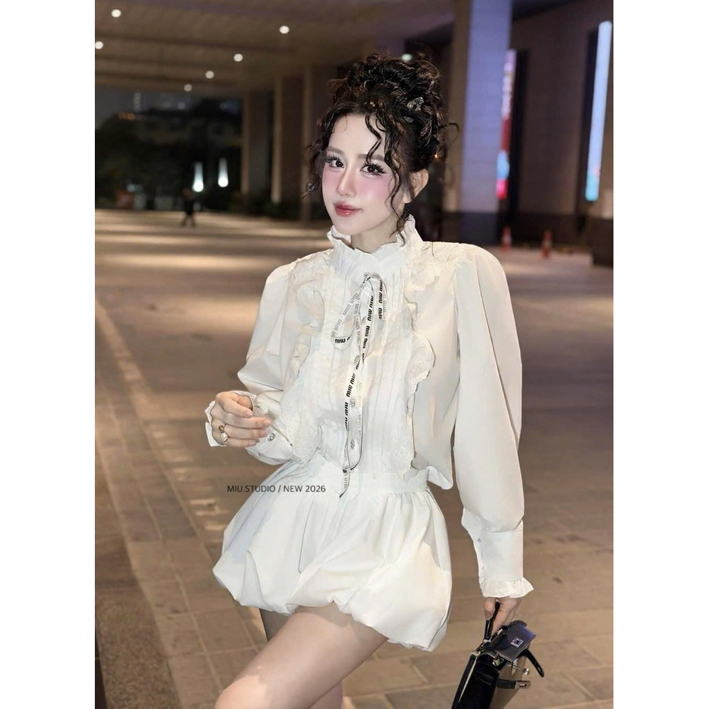 MIU.STUDIO • Set tiểu thư 2 món : Áo sơmi viền bèo cổ tàu dài tay phối quần sooc dáng bí bồng sang chảnh
