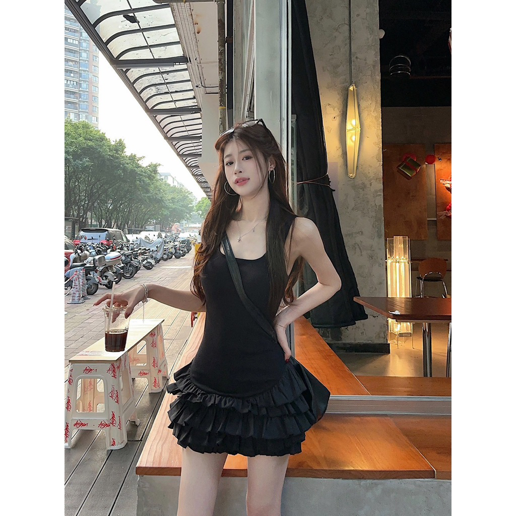 Váy hai dây nữ thu eo tôn dáng phong cách ngọt sexy, váy ngắn bèo tầng chic mặc mùa hè