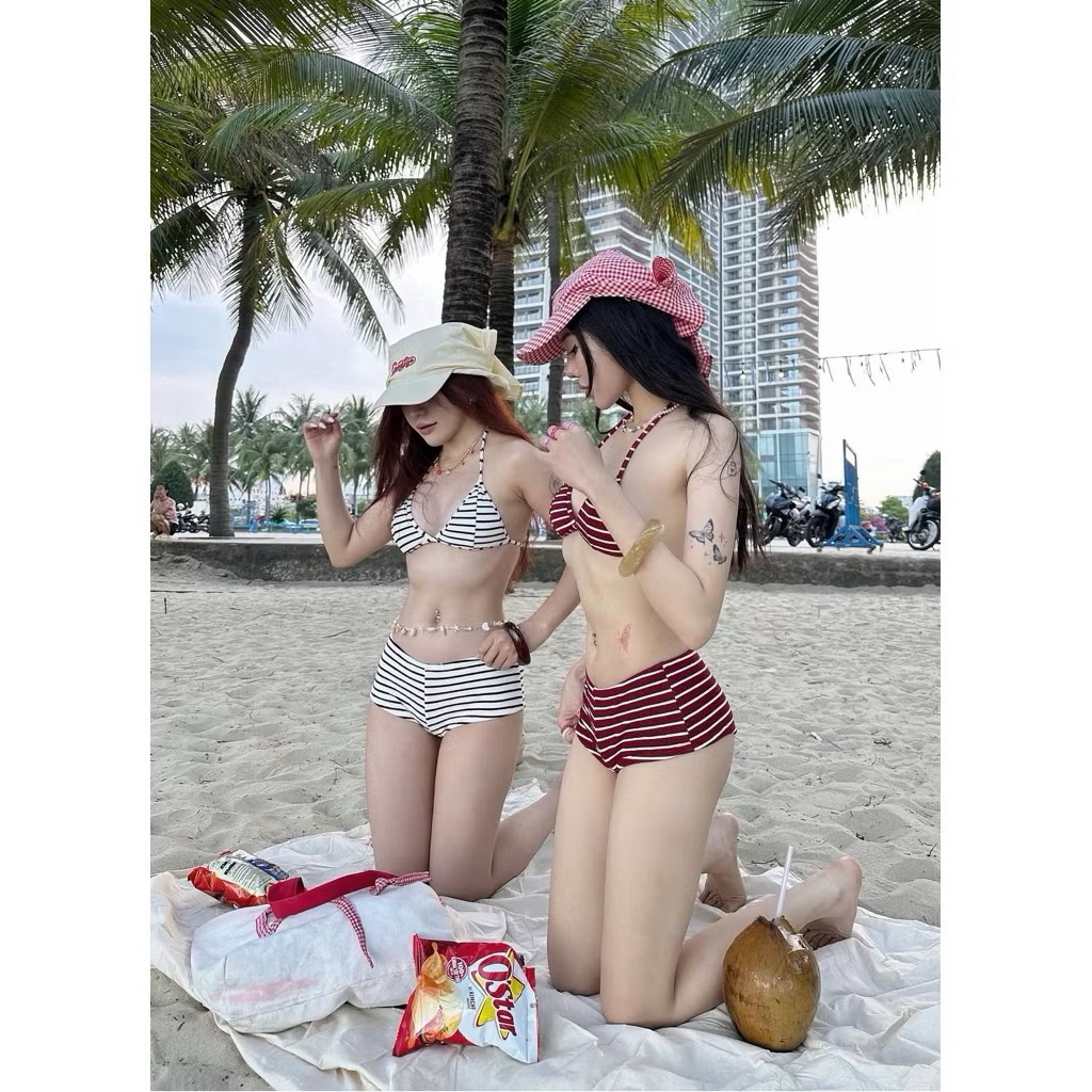 Bikini DTDThun Sọc Ngang Kèm Mút Rời.