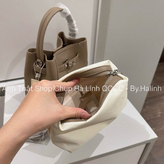 Set Túi Chio Dáng Giỏ Xách Kèm Quai Đeo Chéo Khoá Xoay HS347