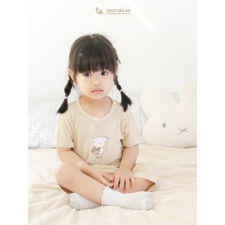 Honey (0-12M) Bộ quần áo cộc tay họa tiết đáng yêu chất Rayon mềm mịn, thoáng mát thấm hút mồ hôi.