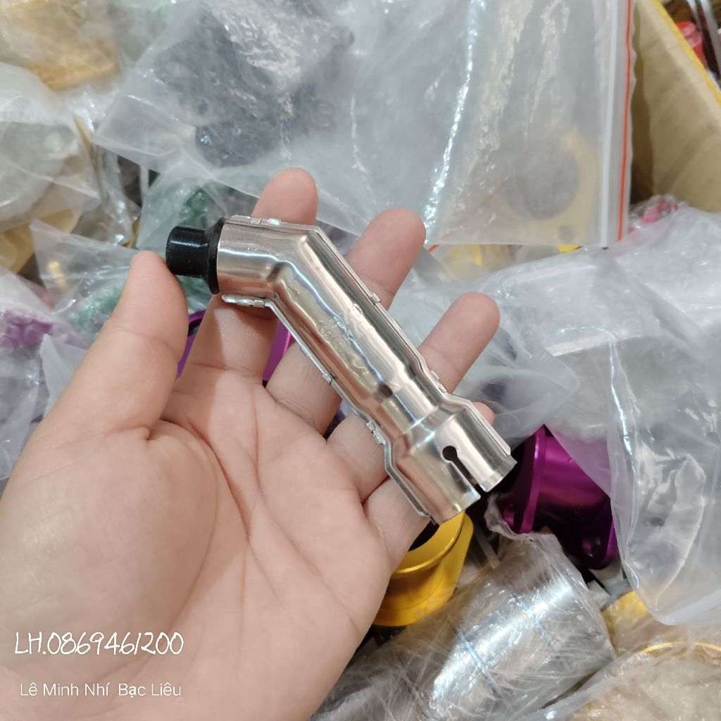chụp bugi inox máy xăng.