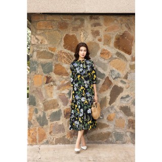 SWANLAKE | Váy Đầm Nữ Suông Đuôi Cài Nút Cotton Thêu Hoa Cổ Trụ Tay Lỡ Du Lịch Biển Hè D12761