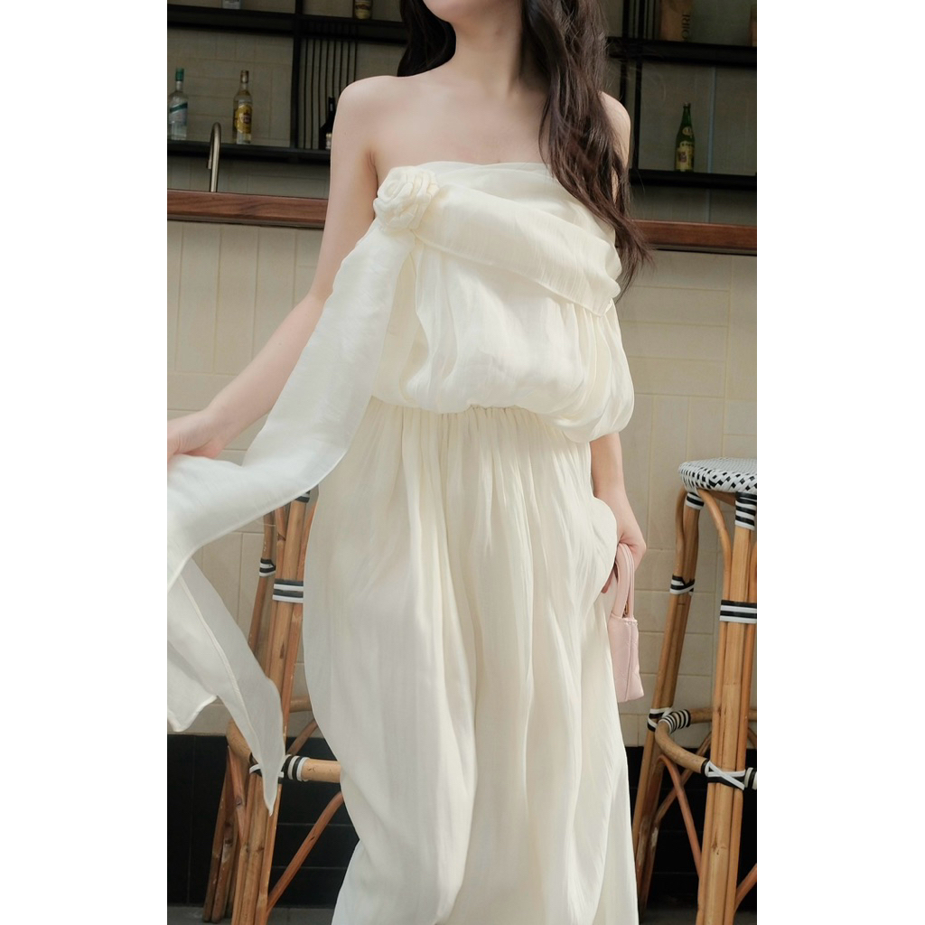 Váy Cúp Ngực Đính Hoa Dây Tà  - Màu Be -  Hàng Thiết kế - TY CLOTHING