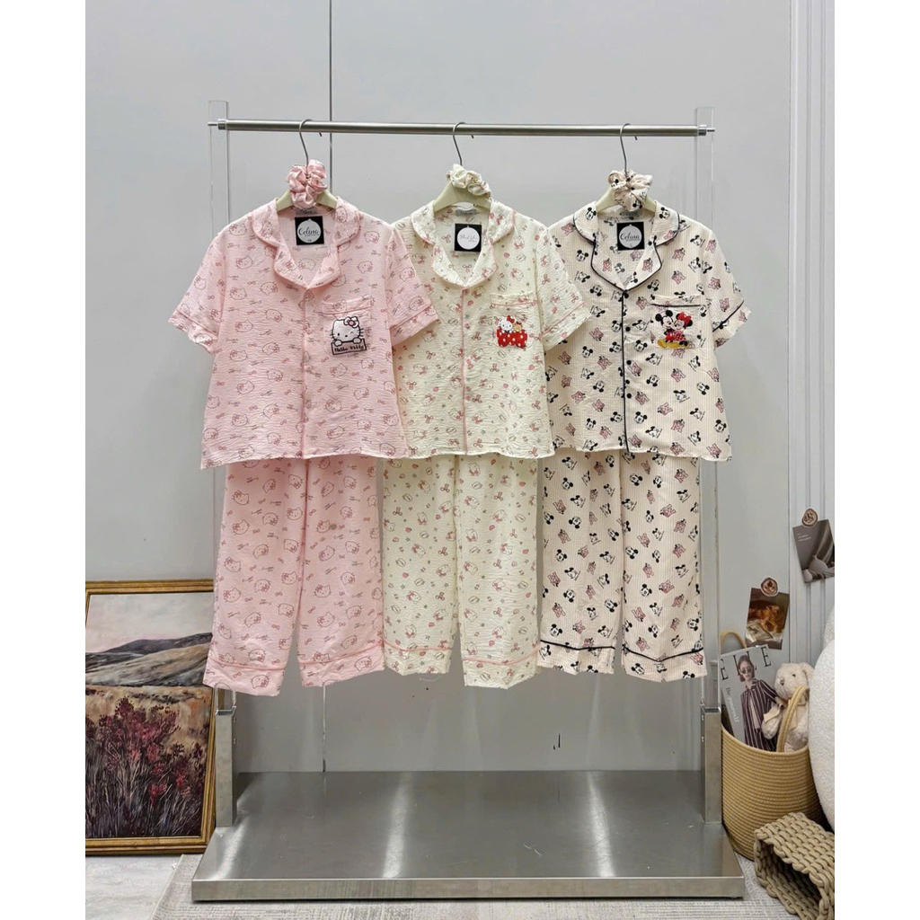 Bộ Đũi Pyjama Tay Ngắn Quần Dài Kèm Cột Tóc Cute