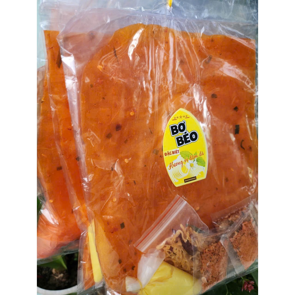 Bánh tráng dẻo bơ béo full topping.